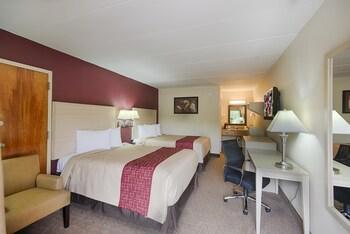 Avid Hotel Staunton Bagian luar foto